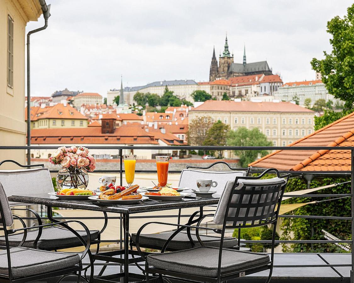 Four Seasons Hotel Prag Exterior foto